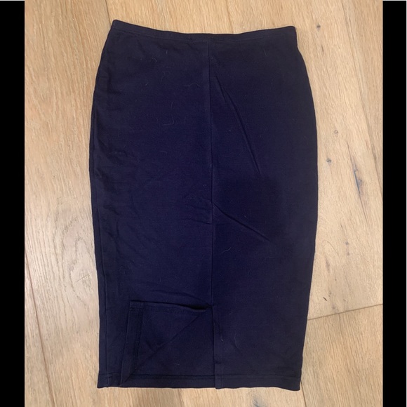Premise Studio skirt | Curbside last chance to buy - Picture 3 of 4